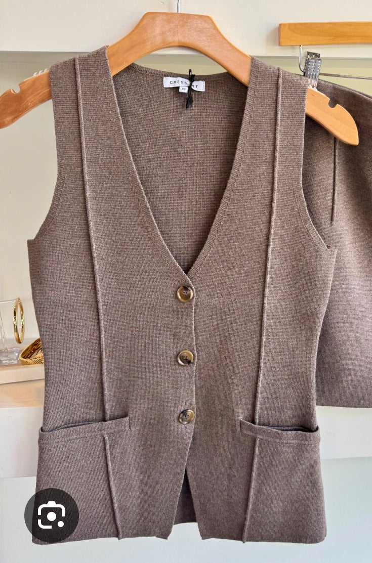Kayden Knit Vest in Espresso