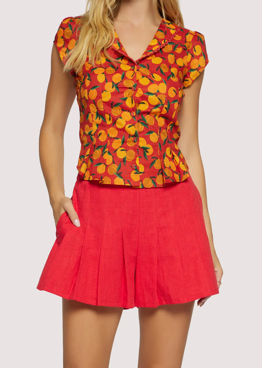 Catania Shorts in Red