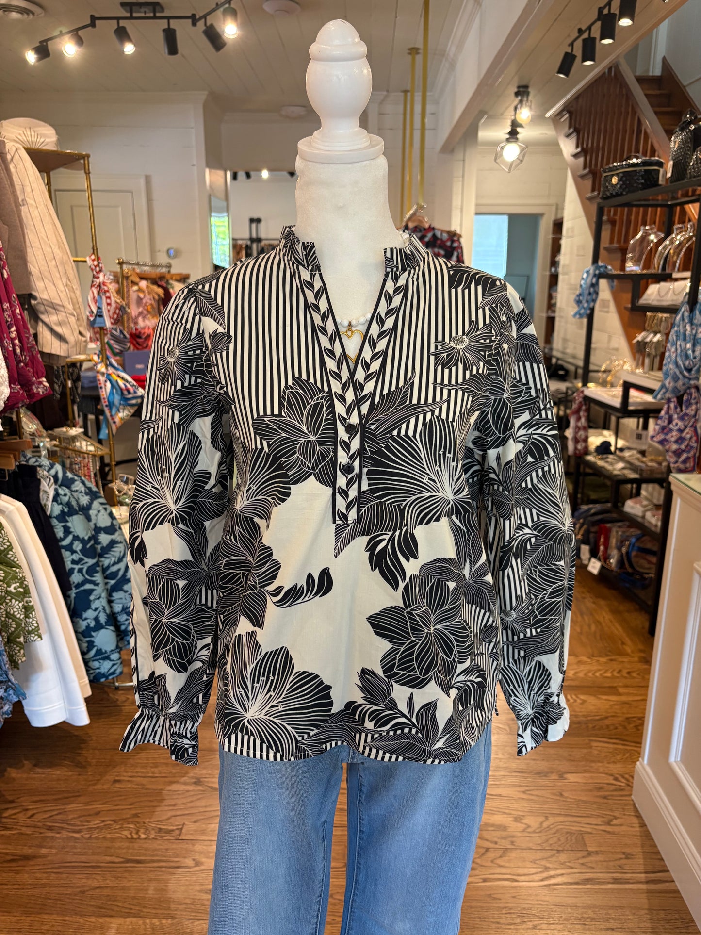 Ashley Top in Noir Florals