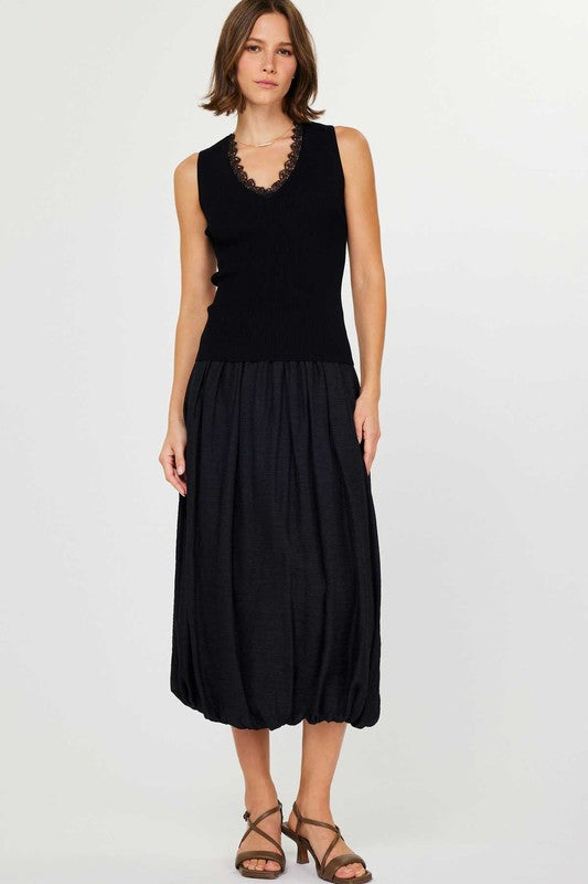 V Neck SL Tank W/Lace Detail