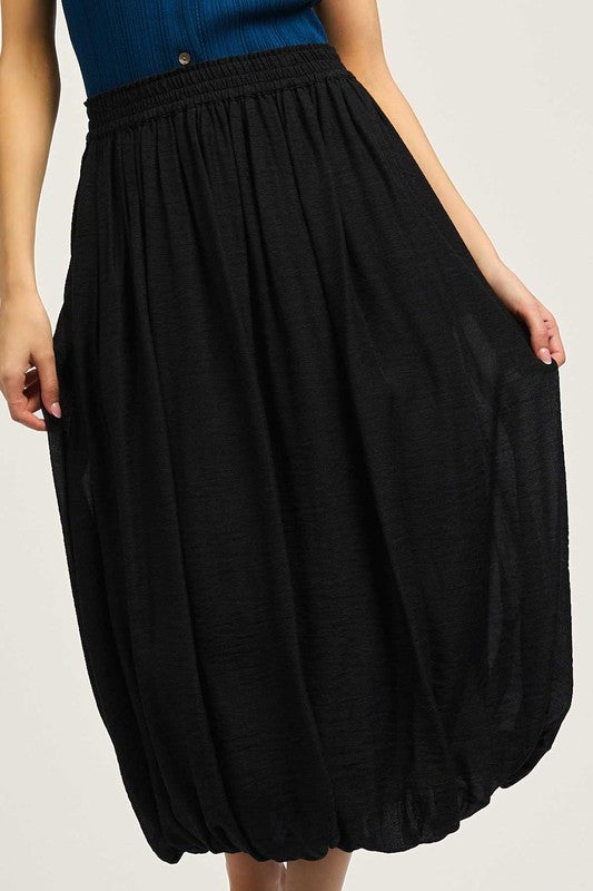 Smocked Waist Bubble Midi Skirt in Black