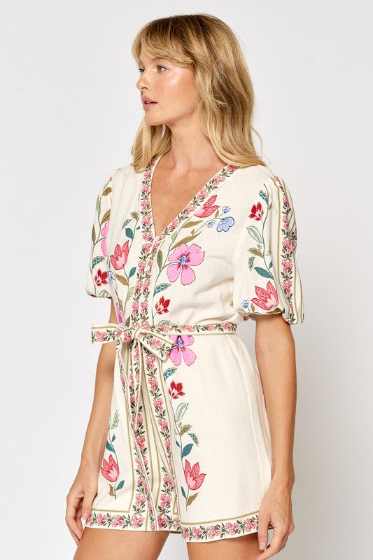 Short Sleeve Puff Sleeve Romper in Off White/Pink Multi