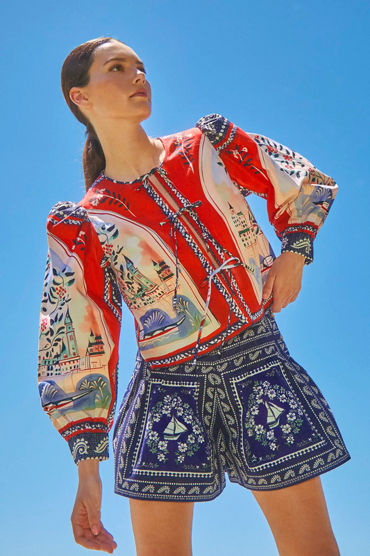 Willa Short in Bon Voyage