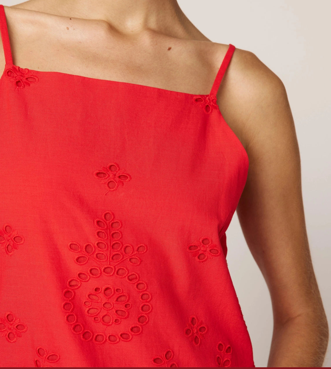 Thandi Mini Dress in Poppy Red