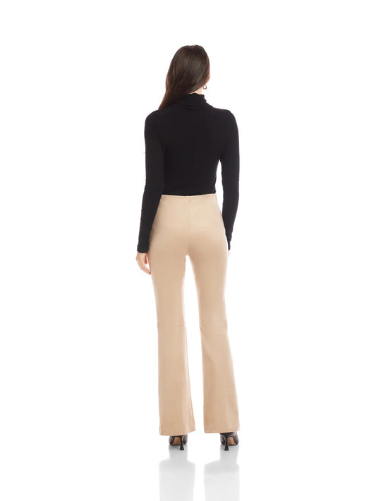 Molly Bootcut Pants in Almond