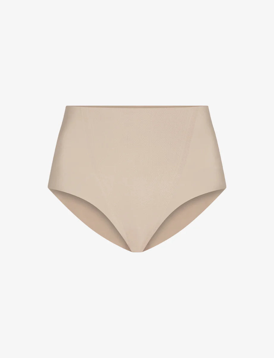Zone Smoothing Brief in Beige