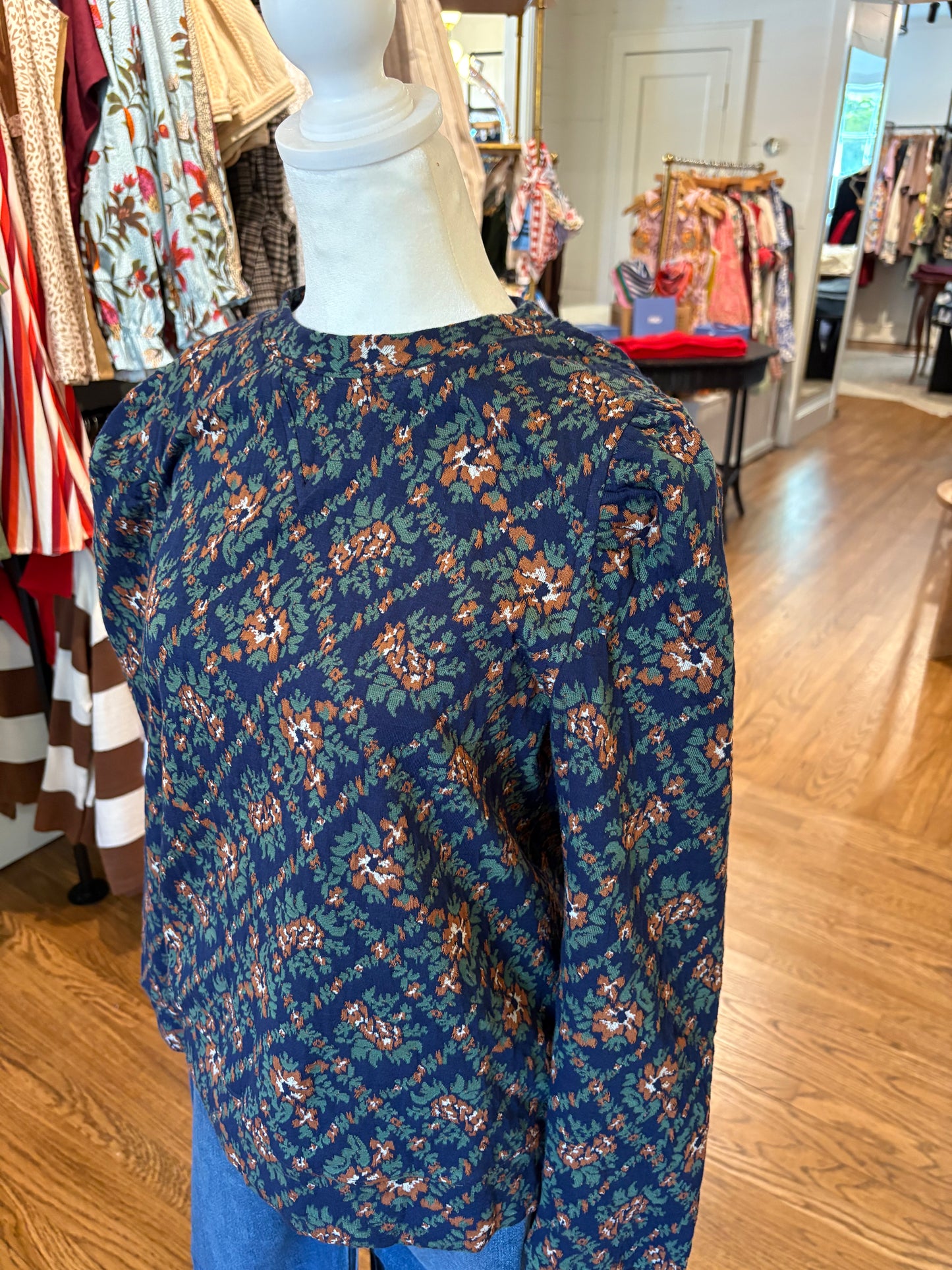 Jacquard Fabric Puff Sleeve Top in Navy Multi