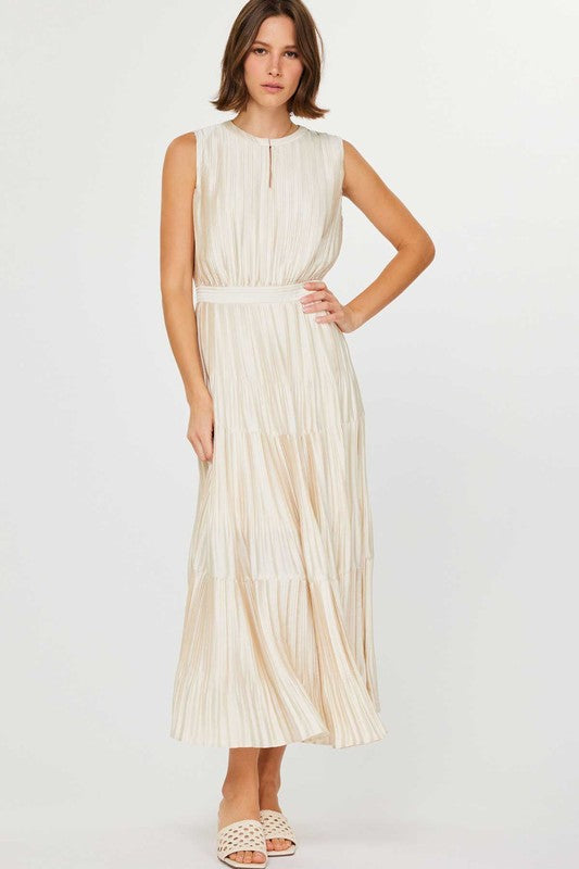 Long Dress W/Pleat Detail in Ecru