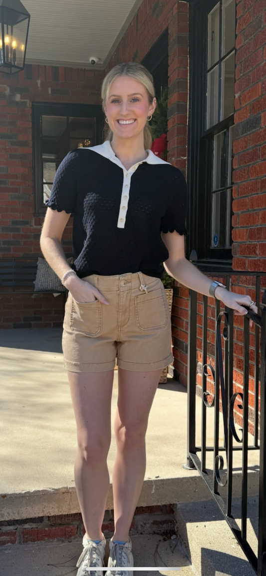 Front Pocket Shorts in Sand