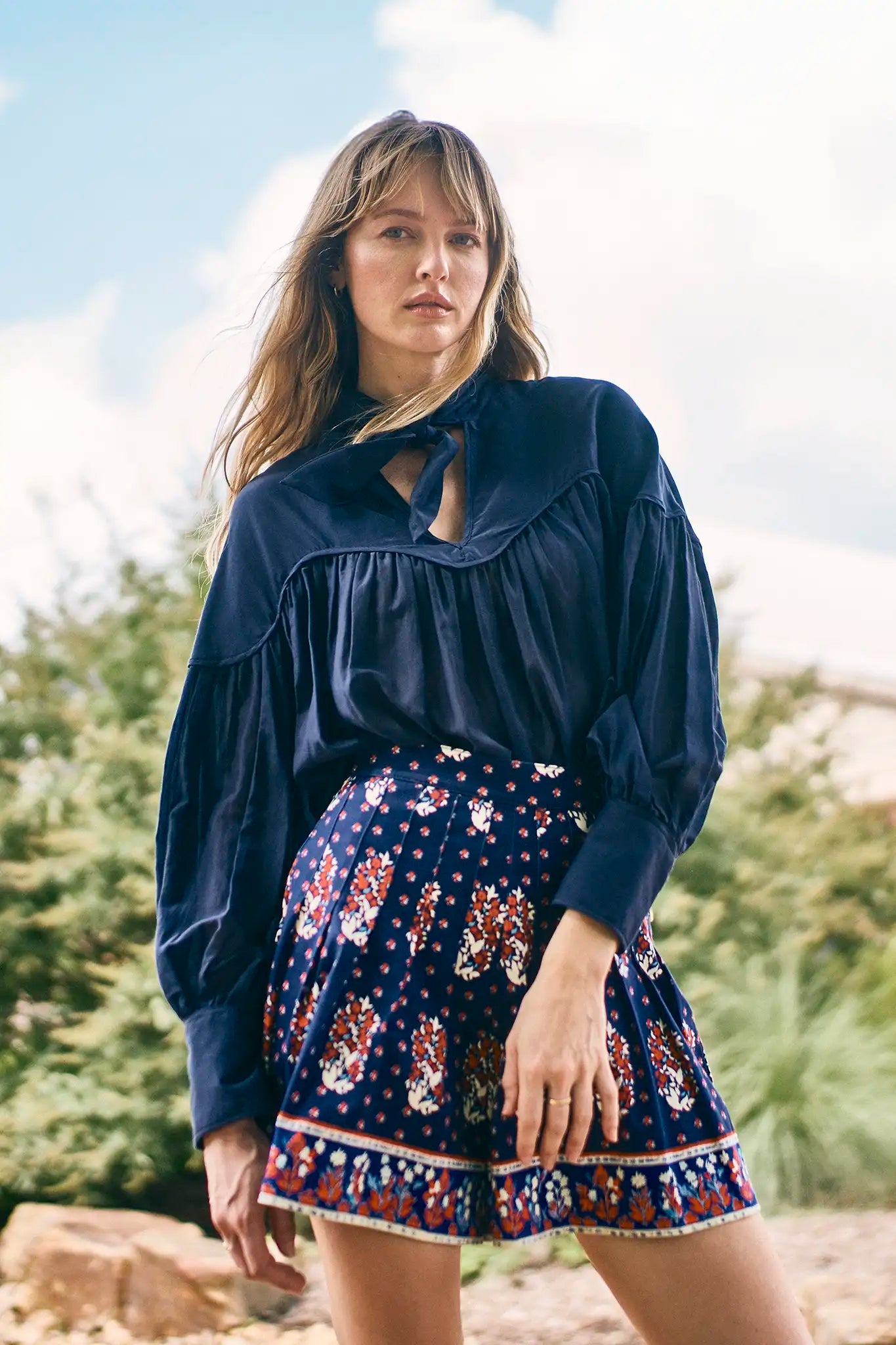 Willa Short in Fall Floral Navy