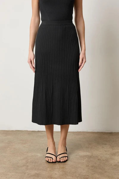 Straight Rib Skirt in Black