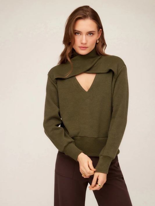 Caly Turtleneck Sweater in Olive